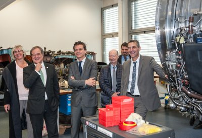 Kulturbevollmächtigter Armin Laschet nimmt am Deutsch-Französischen Ministerrat mit Bundeskanzlerin Angela Merkel und dem französischen Staatspräsidenten Emmanuel Macron in Toulouse teil