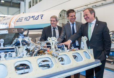 Kulturbevollmächtigter Armin Laschet nimmt am Deutsch-Französischen Ministerrat mit Bundeskanzlerin Angela Merkel und dem französischen Staatspräsidenten Emmanuel Macron in Toulouse teil