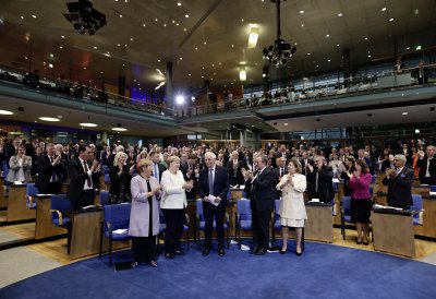 Ministerpräsident Armin Laschet verleiht den Staatspreis 2019 an Prof. Klaus Töpfer