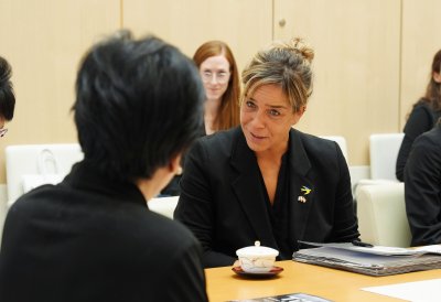 Ministerin Neubaur reist mit Wirtschaftsdelegation nach Tokyo, Fukushima und Osaka