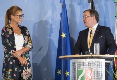 Verdienstorden des Landes Nordrhein-Westfalen an Andrea Berg