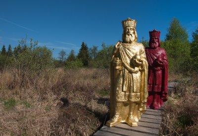 „Karl auf dem Weg durch das hohe Venn am Rande des Ravelroute von Aachen nach Luxemburg“ von Micha Kreitz, Monschau