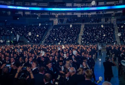 Erste zentrale Feier seit Corona: 2.750 Polizeibeamte vereidigt