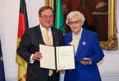 Verdienstorden des Landes Nordrhein-Westfalen an Bundesministerin a.D. Dr. Dorothee Wilms