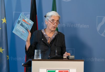 Deutschlandweit einzigartige „Forschungsfertigung Batteriezelle“ kommt nach Nordrhein-Westfalen