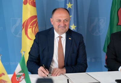 Ministerpräsident Armin Laschet und Willy Borsus unterzeichnen Gemeinsame Erklärung zur Vertiefung der Zusammenarbeit