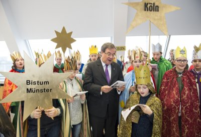 Ministerpräsident Armin Laschet empfängt die Sternsinger