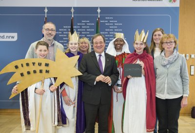 Ministerpräsident Armin Laschet empfängt die Sternsinger