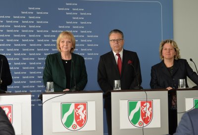 Studifinder künftig bundesweit: Land NRW und Bundesagentur für Arbeit unterzeichnen Kooperationsvereinbarung