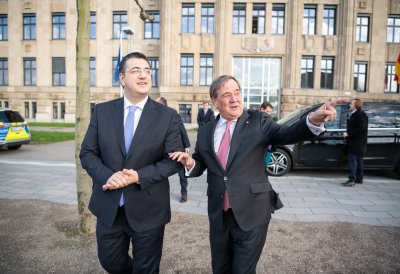 Ministerpräsident Armin Laschet empfängt den Präsidenten des Europäischen Ausschusses der Regionen Apostolos Tzitzikostas