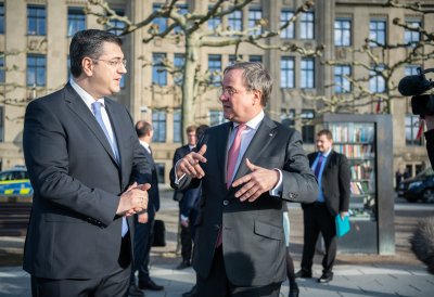 Ministerpräsident Armin Laschet empfängt den Präsidenten des Europäischen Ausschusses der Regionen Apostolos Tzitzikostas