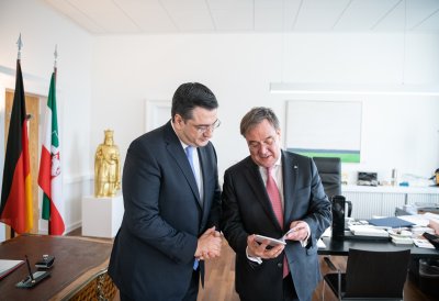 Ministerpräsident Armin Laschet empfängt den Präsidenten des Europäischen Ausschusses der Regionen Apostolos Tzitzikostas