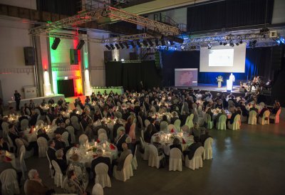 Ministerpräsidentin Hannelore Kraft überreicht Sportplakette des Landes