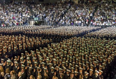 Im Beisein des Ministerpräsidenten: 2.300 neue Polizeibeamte vereidigt