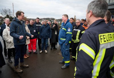 Ministerpräsident besucht gemeinsam mit Minister Krischer von Hochwasser bedrohte Gebiete 