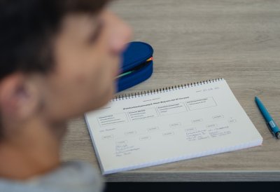 Besuch de Gesamtschule Bochum Mitte am ersten Schultag nach en Ferien