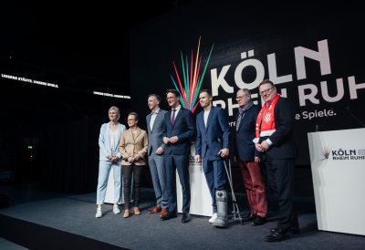 Gruppenfotos auf der Bühne