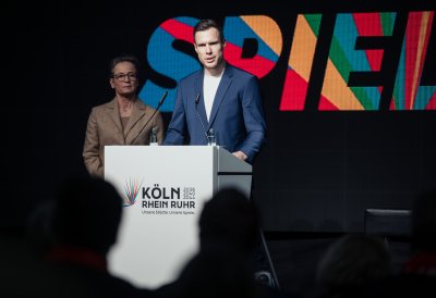 Redesituation auf der Bühne