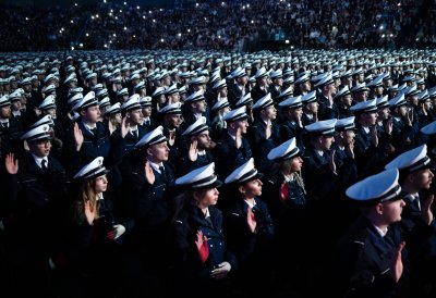 Mehr als 3.000 Frauen und Männer legen Diensteid für die Polizei NRW ab – Rekordeinstellungszahl für Nordrhein-Westfalen