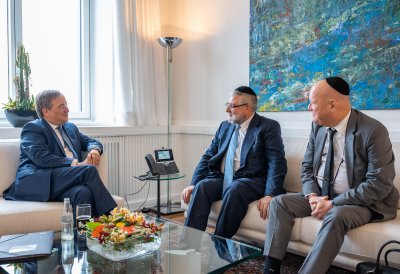 Ministerpräsident Armin Laschet empfängt Oberrabbiner Pinchas Goldschmidt