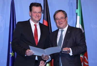Rettungsmedaille des Landes Nordrhein-Westfalen an Oliver Rosenbaum