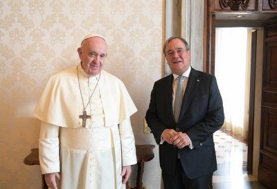 Würdigung der Verdienste Papst Johannes Paul II. zur Deutschen Einheit und Gespräch zu jüdischem Leben in Deutschland