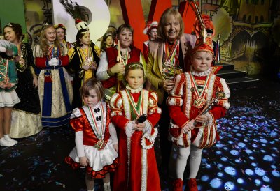 Ministerpräsidentin Hannelore Kraft empfängt die Kinderprinzenpaare und Kinderdreigestirne aus Nordrhein-Westfalen