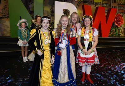 Ministerpräsidentin Hannelore Kraft empfängt die Kinderprinzenpaare und Kinderdreigestirne aus Nordrhein-Westfalen