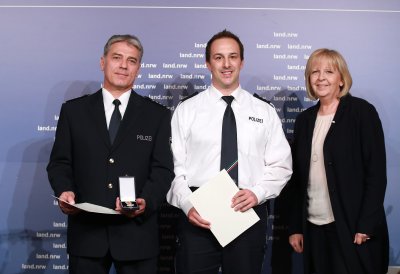 Ministerpräsidentin Kraft verleiht die Rettungsmedaille an 30 Bürgerinnen und Bürger