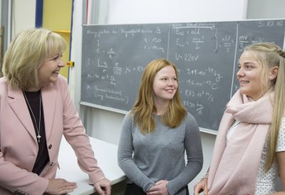Ministerpräsidentin Hannelore Kraft besucht Schulzentrum Gerthe in Bochum 