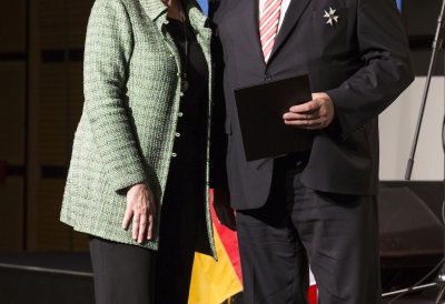 Verleihung des Verdienstordens des Landes Nordrhein-Westfalen an weitere 17 Bürgerinnen und Bürger