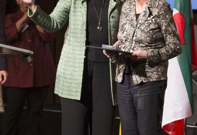 Verleihung des Verdienstordens des Landes Nordrhein-Westfalen an weitere 17 Bürgerinnen und Bürger