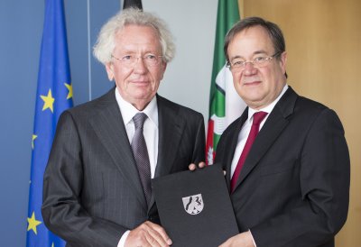 Ministerpräsident Armin Laschet ernennt Dr. Stephan Holthoff-Pförtner zum Minister für Bundes- und Europaangelegenheiten, Internationales und Medien