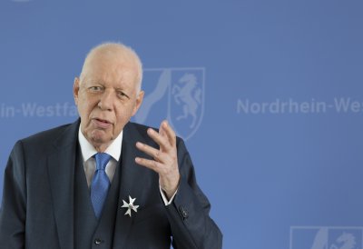 Ministerpräsident Laschet verleiht den Verdienstorden des Landes Nordrhein-Westfalen