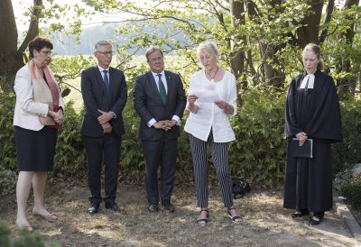 Landesregierungen von Nordrhein-Westfalen, Bremen und Niedersachsen gedenken der Opfer des Gladbecker Geiseldramas 