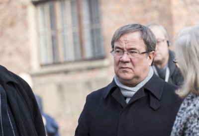 Ministerpräsident Armin Laschet gedenkt in Auschwitz den Opfern des Holocaust