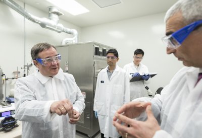 Ministerpräsident Armin Laschet besucht Evonik in New Jersey