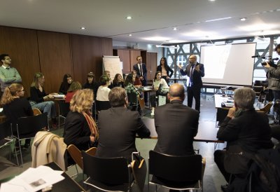 Ministerpräsident Laschet gedenkt der Opfer des Holocaust bei zentraler Feier in Paris