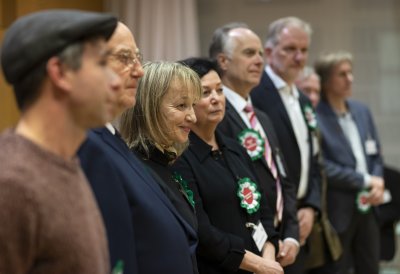 Sieger des Foto-Wettbewerbs zum Beneluxjahr ausgezeichnet: „Europa heute – Kinder statt Krieg“ gewinnt