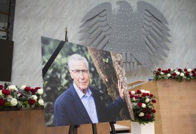 Staatsakt für Wolfgang Clement