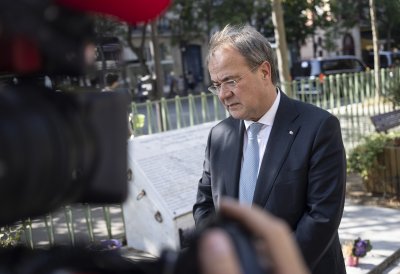 Der Kulturbevollmächtigte Armin Laschet trifft Emmanuel Macron