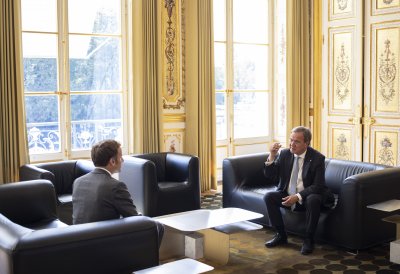 Der Kulturbevollmächtigte Armin Laschet trifft Emmanuel Macron