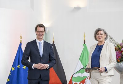 Ministerpräsident Wüst verleiht den Verdienstorden des Landes Nordrhein-Westfalen an fünf Bürgerinnen und Bürger