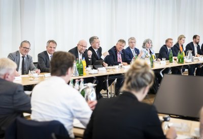 Ausbildungskonsens Nordrhein-Westfalen: Partner machen auf vielfältige Chancen und Möglichkeiten am Ausbildungsmarkt aufmerksam