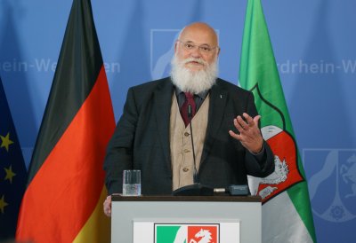 Hochschulen in Nordrhein-Westfalen halten am digitalen Sommersemester fest