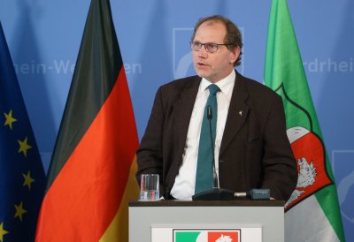 Hochschulen in Nordrhein-Westfalen halten am digitalen Sommersemester fest