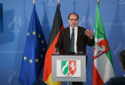 Hochschulen in Nordrhein-Westfalen halten am digitalen Sommersemester fest