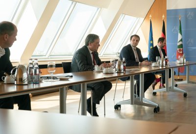 Landesregierung berät mit Religionsgemeinschaften über Vorschläge und Konzepte für Gottesdienste in Corona-Zeiten