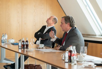 Landesregierung berät mit Religionsgemeinschaften über Vorschläge und Konzepte für Gottesdienste in Corona-Zeiten