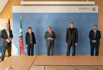 Landesregierung berät mit Religionsgemeinschaften über Vorschläge und Konzepte für Gottesdienste in Corona-Zeiten